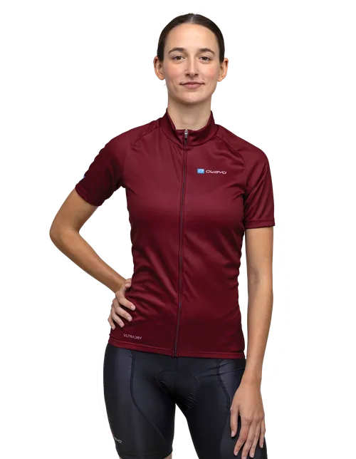  Le modèle mesure 175 cm  cm et porte une taille  2