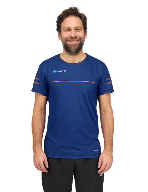  Le modèle mesure 175 cm et porte une taille  6